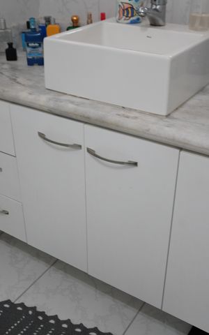 Casa à venda com 290m², 3 quartos e 4 vagasBanheiro Suíte 3 