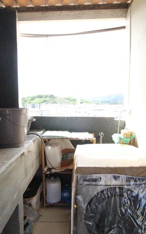 Casa de condomínio à venda com 60m², 3 quartos e 1 vagaÁrea de serviço