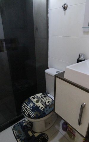 Casa de condomínio à venda com 60m², 3 quartos e 1 vagaBanheiro social
