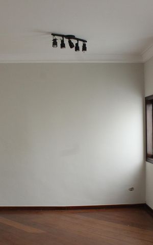 Casa de condomínio para alugar com 350m², 3 quartos e 2 vagasSala