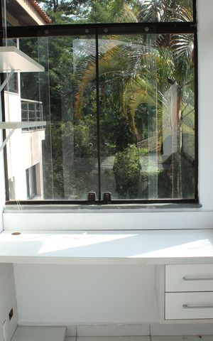 Casa de condomínio para alugar com 350m², 3 quartos e 2 vagasVaranda da Suíte 1