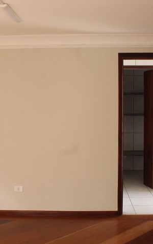 Casa de condomínio para alugar com 350m², 3 quartos e 2 vagasSala 2
