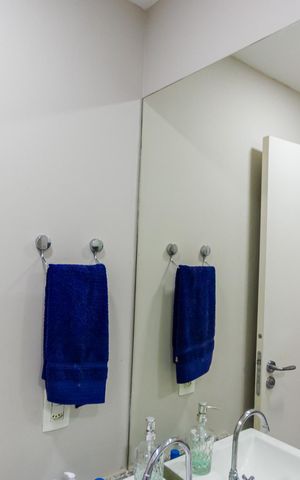 Apartamento à venda com 64m², 2 quartos e 1 vaga Apartamento à venda com 64m², 2 quartos e 1 vagaBanheiro
