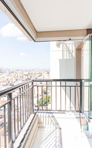 Apartamento à venda com 64m², 2 quartos e 1 vaga Apartamento à venda com 64m², 2 quartos e 1 vagaVaranda