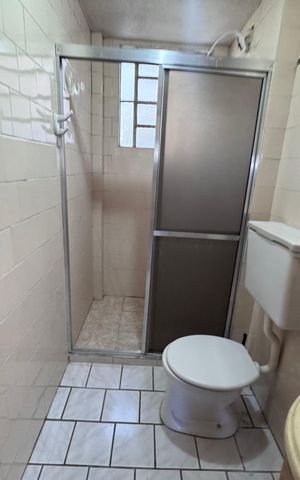 Apartamento para alugar com 48m², 2 quartos e 1 vaga Apartamento para alugar com 48m², 2 quartos e 1 vagaBanheiro