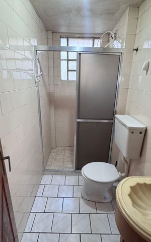 Apartamento para alugar com 48m², 2 quartos e 1 vaga Apartamento para alugar com 48m², 2 quartos e 1 vagaBanheiro