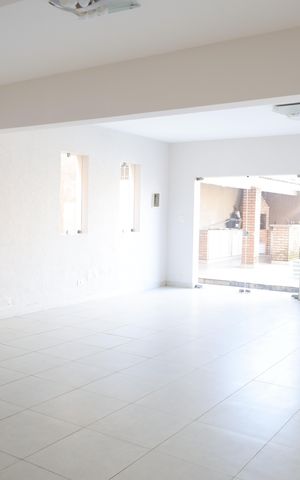 Casa à venda com 350m², 3 quartos e 3 vagasEspaço de Festas