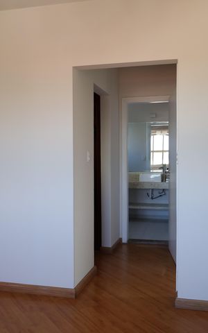 Casa à venda com 350m², 3 quartos e 3 vagasSuíte