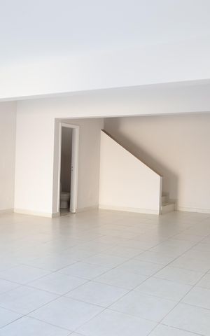 Casa à venda com 350m², 3 quartos e 3 vagasEspaço de Festas