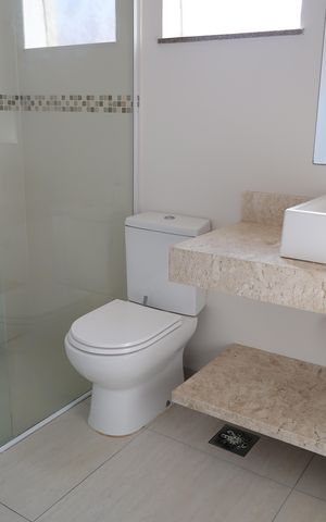 Casa à venda com 350m², 3 quartos e 3 vagasBanheiro