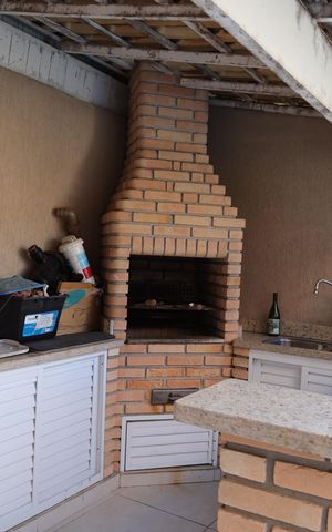 Casa à venda com 350m², 3 quartos e 3 vagasChurrasqueira