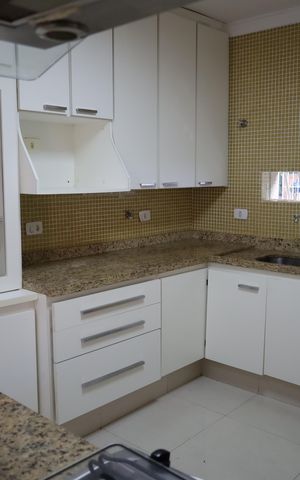 Casa à venda com 350m², 3 quartos e 3 vagasCozinha