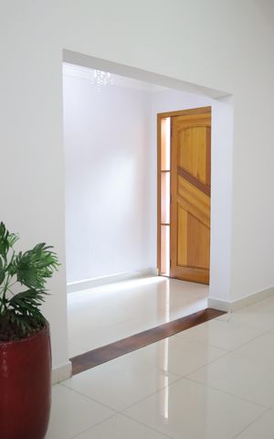 Casa à venda com 350m², 3 quartos e 3 vagasSala