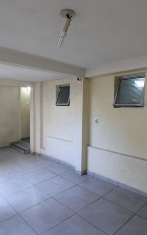 Casa à venda com 150m², 3 quartos e 2 vagasÁrea de Serviço