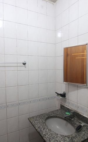 Casa à venda com 150m², 3 quartos e 2 vagasCasa 2 - Banheiro