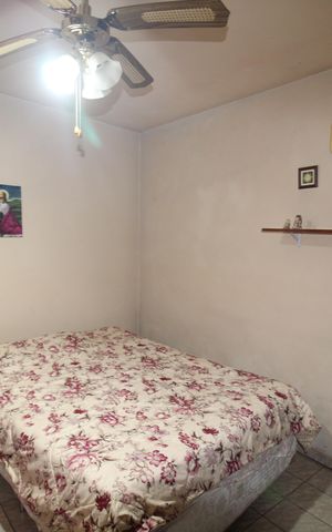 Casa à venda com 150m², 3 quartos e 2 vagasCasa 2 - Quarto