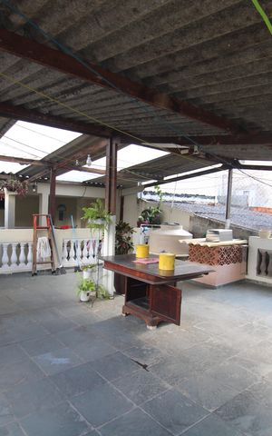 Casa à venda com 150m², 3 quartos e 2 vagasQuintal