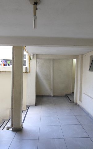 Casa à venda com 150m², 3 quartos e 2 vagasÁrea de Serviço