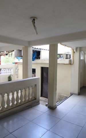 Casa à venda com 150m², 3 quartos e 2 vagasÁrea de Serviço
