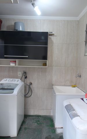 Casa à venda com 150m², 3 quartos e 2 vagasÁrea de Serviço