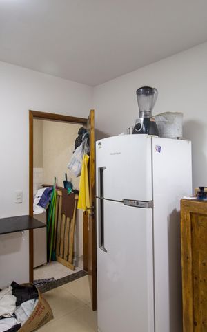 Casa de condomínio à venda com 55m², 2 quartos e 1 vaga Casa de condomínio à venda com 55m², 2 quartos e 1 vagaCozinha