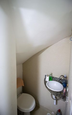 Casa de condomínio à venda com 55m², 2 quartos e 1 vaga Casa de condomínio à venda com 55m², 2 quartos e 1 vagaLavabo