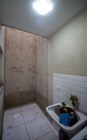 Casa de condomínio à venda com 55m², 2 quartos e 1 vaga Casa de condomínio à venda com 55m², 2 quartos e 1 vagaÁrea de Serviço
