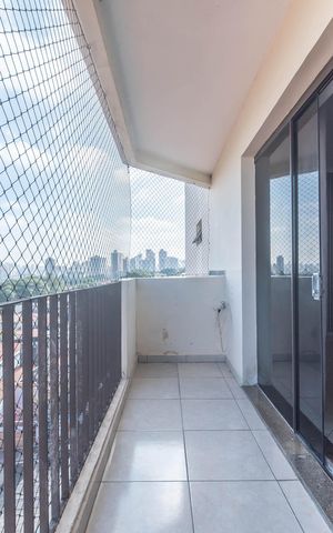 Apartamento à venda com 130m², 3 quartos e 3 vagasVaranda