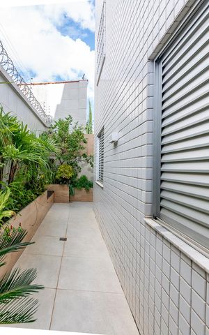 Apartamento à venda com 170m², 3 quartos e 2 vagas Apartamento à venda com 170m², 3 quartos e 2 vagasÁrea externa