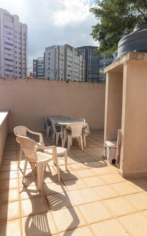 Casa à venda com 233m², 5 quartos e 6 vagas Casa à venda com 233m², 5 quartos e 6 vagasQuintal dos Fundos - Solarium