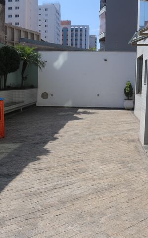 Apartamento à venda com 160m², 4 quartos e 2 vagasÁrea comum - Playground