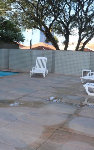 Apartamento à venda com 160m², 4 quartos e 2 vagasÁrea comum - Piscina