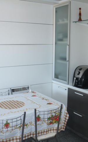 Apartamento à venda com 160m², 4 quartos e 2 vagasCozinha