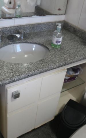 Apartamento à venda com 160m², 4 quartos e 2 vagasBanheiro da Suíte 2