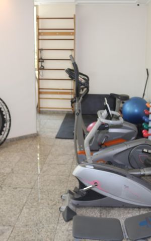 Apartamento à venda com 160m², 4 quartos e 2 vagasÁrea comum - Academia