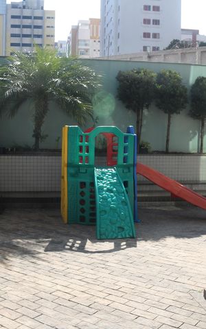 Apartamento à venda com 160m², 4 quartos e 2 vagasÁrea comum - Playground