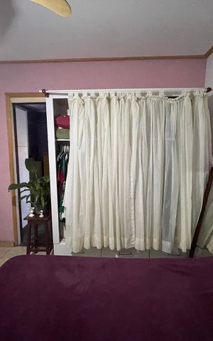 Casa à venda com 170m², 4 quartos e 2 vagas Casa à venda com 170m², 4 quartos e 2 vagasQuarto 3