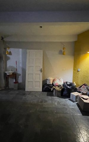 Casa à venda com 170m², 4 quartos e 2 vagas Casa à venda com 170m², 4 quartos e 2 vagasQuarto 4
