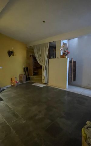 Casa à venda com 170m², 4 quartos e 2 vagas Casa à venda com 170m², 4 quartos e 2 vagasQuarto 4