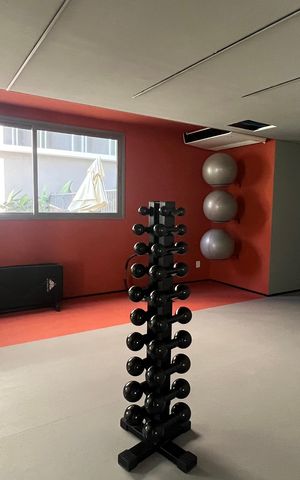 Studio à venda com 24m², 1 quarto e sem vaga Studio à venda com 24m², 1 quarto e sem vagaAcademia