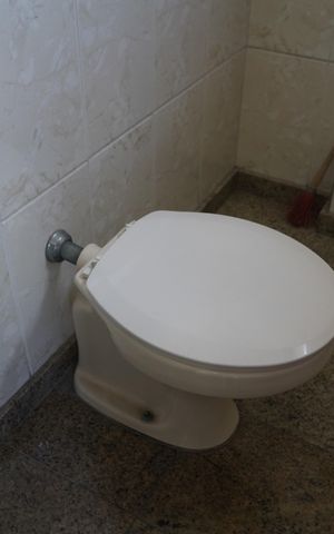 Apartamento à venda com 134m², 4 quartos e 2 vagasBanheiro de Serviço