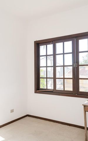 Casa para alugar com 200m², 4 quartos e 4 vagas Casa para alugar com 200m², 4 quartos e 4 vagasQuarto 1