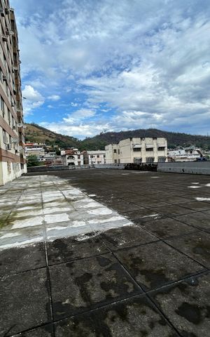 Apartamento para alugar com 70m², 2 quartos e 1 vagaÁrea comum - Playground