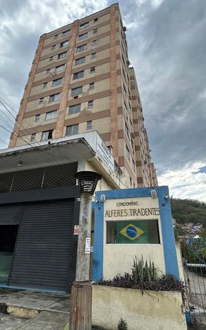 Apartamento para alugar com 70m², 2 quartos e 1 vagaFachada e portaria