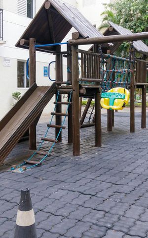 Apartamento à venda com 45m², 2 quartos e 1 vaga Apartamento à venda com 45m², 2 quartos e 1 vagaÁrea comum - Playground