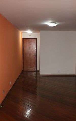 Apartamento para alugar com 210m², 3 quartos e 2 vagasSala