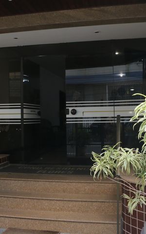 Apartamento para alugar com 210m², 3 quartos e 2 vagasFachada