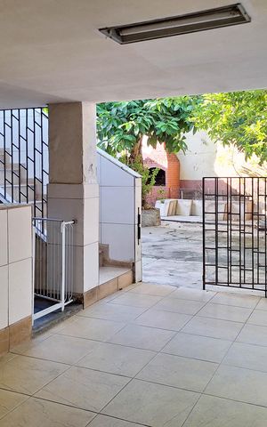 Casa à venda com 300m², 4 quartos e 3 vagasÁrea de Serviço