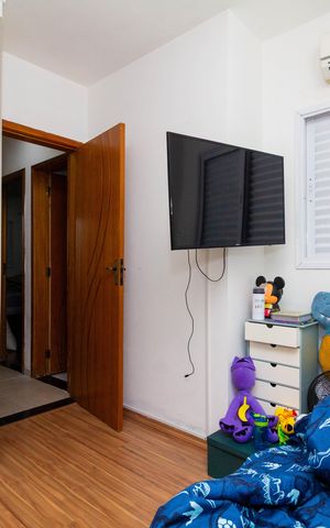 Casa de condomínio à venda com 132m², 3 quartos e 2 vagas Casa de condomínio à venda com 132m², 3 quartos e 2 vagasQuarto 1