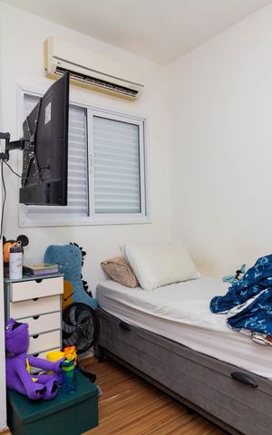 Casa de condomínio à venda com 132m², 3 quartos e 2 vagas Casa de condomínio à venda com 132m², 3 quartos e 2 vagasQuarto 1